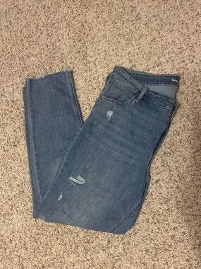 Women's Distressed Old Navy Wow Straight Jeans